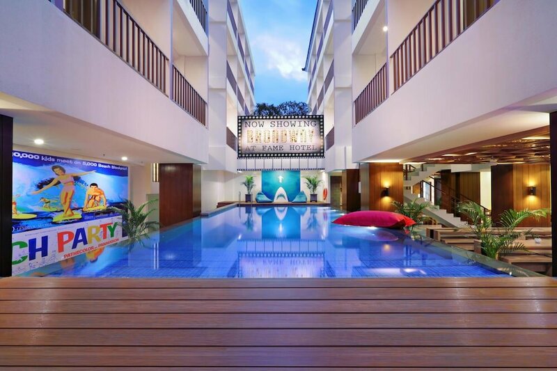 Гостиница Fame Hotel Sunset Road Kuta