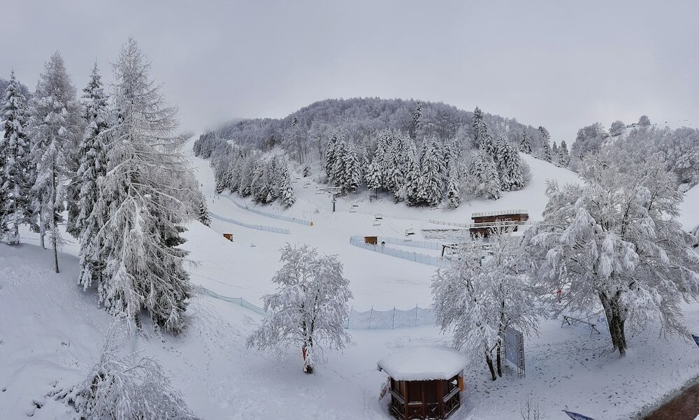 Фото Hotel Bucaneve