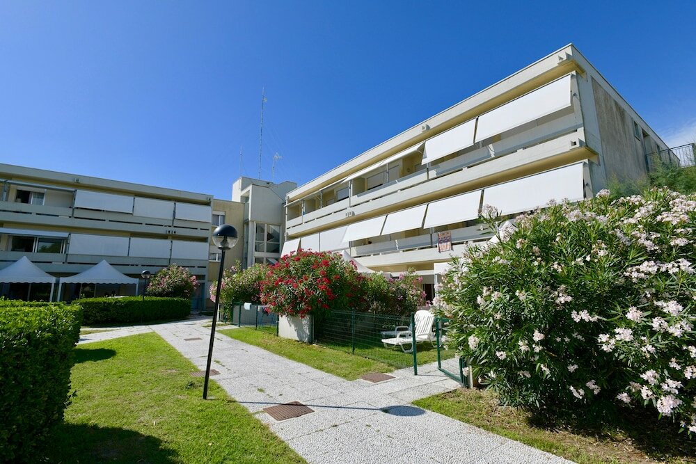 Фото Isaresidence Holiday Resort