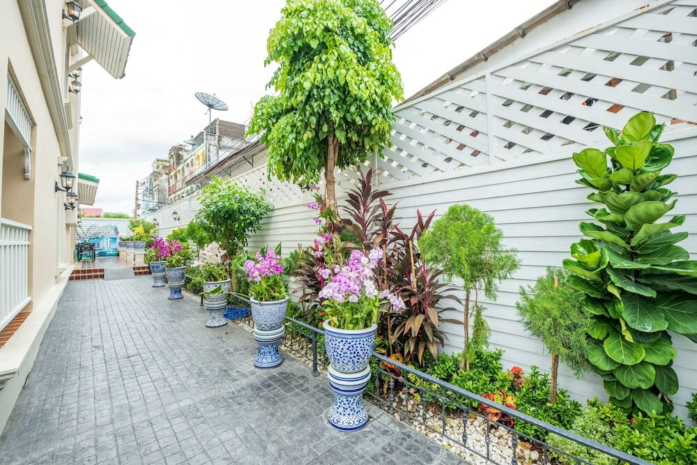 Фото The Orchid House 153