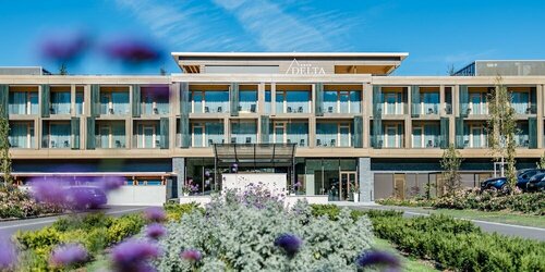 Гостиница Deltapark Vitalresort в Туне