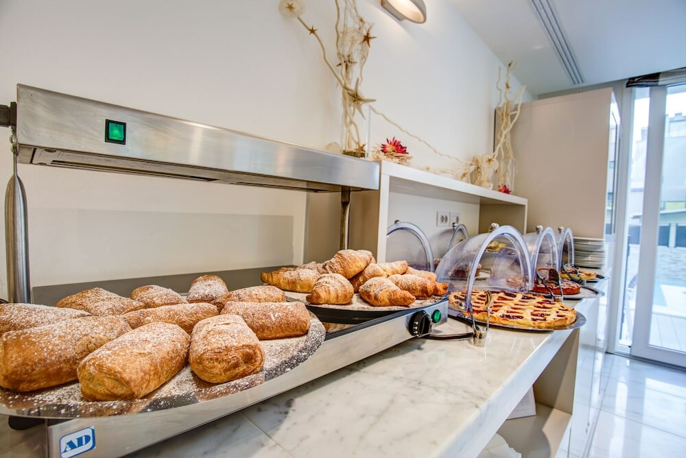 Фото Rimini Suite Hotel