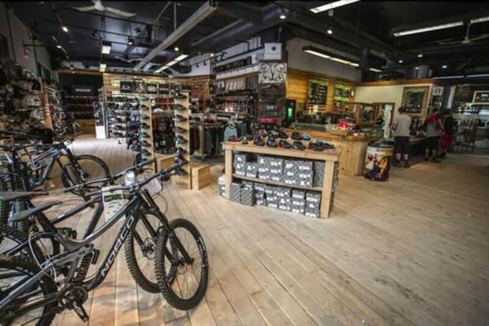 Фото Gibbons Life Accommodations