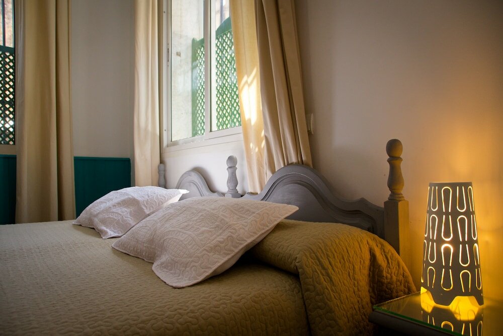 Фото Hostal La Muralla