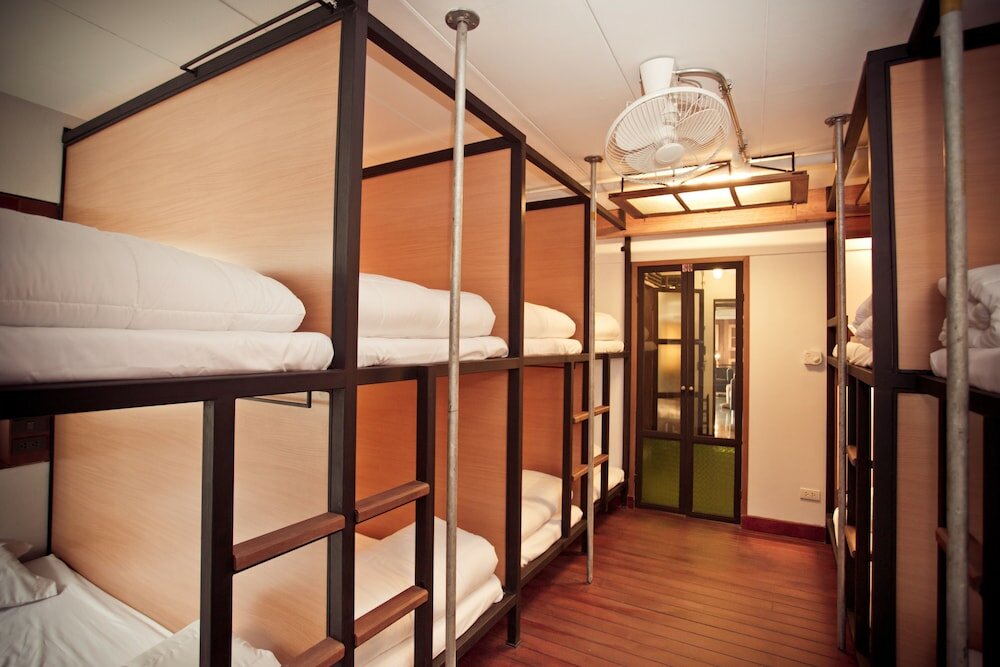 Фото The Arak Bed Bar and Hostel