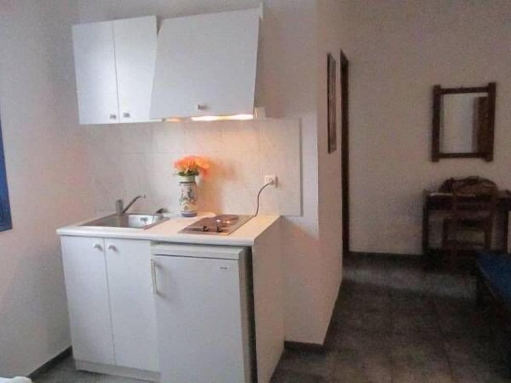 Фото Santorini Breeze