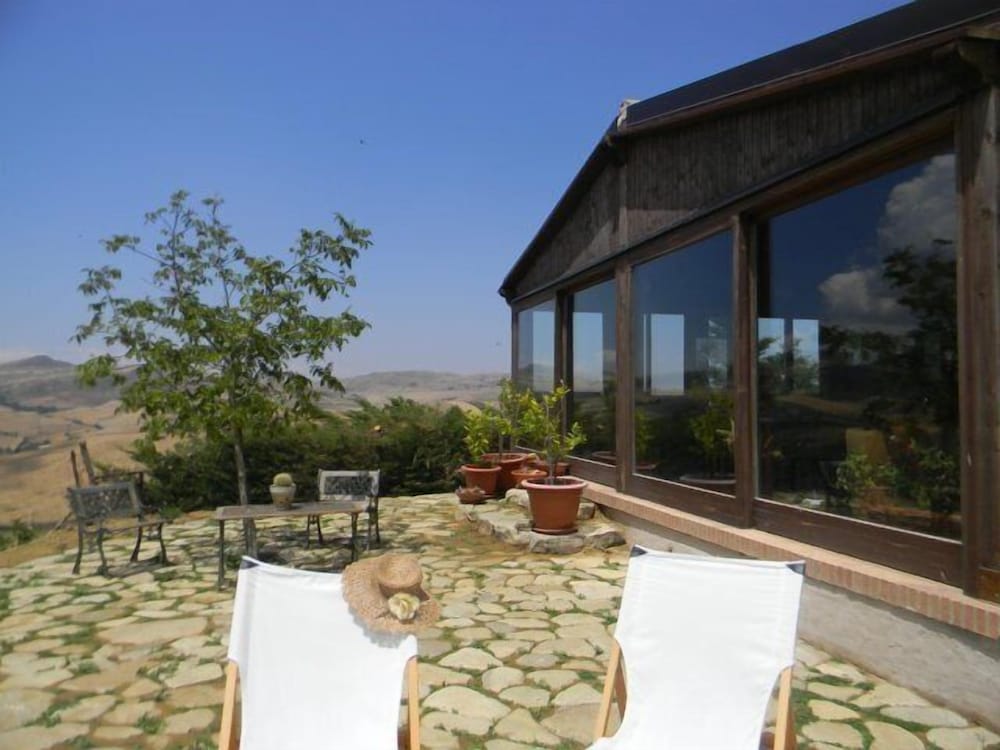 Фото Masseria Xireni