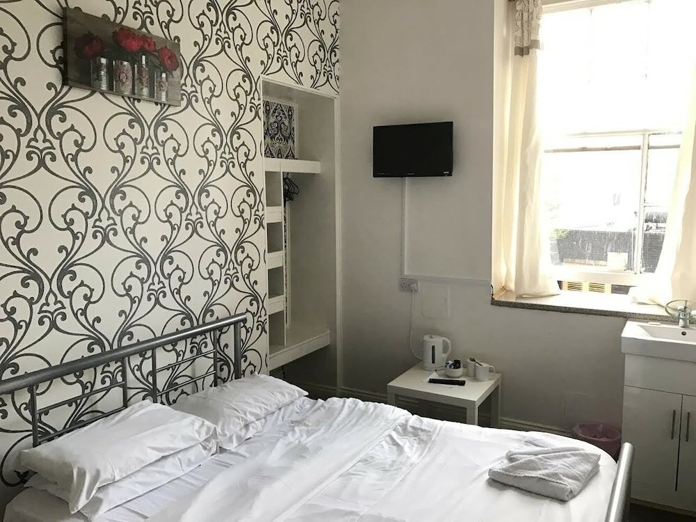 Фото Victoria Hotel