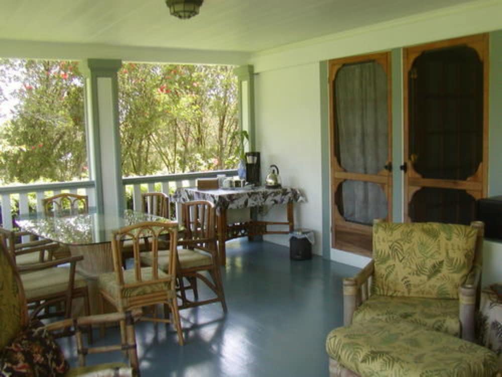 Фото Old Hawaiian B and B