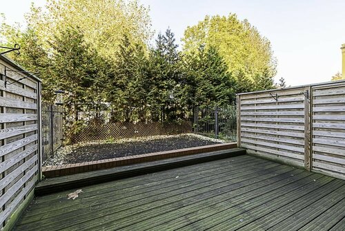 Апартаменты Chic and Contemporary Retreat in Brentford в Лондоне