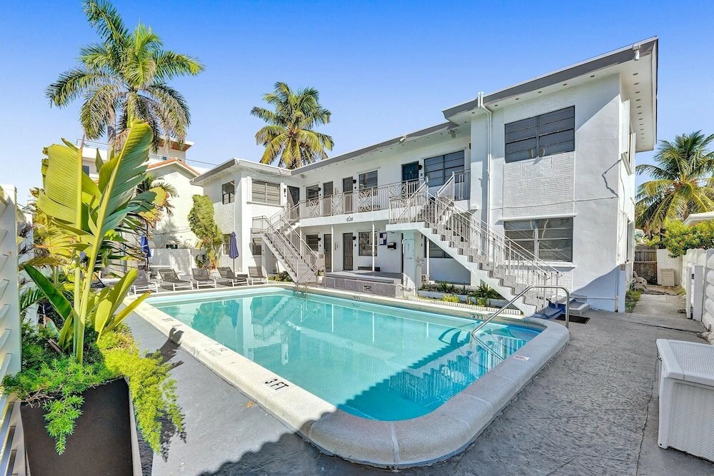 Фото Waves On Desoto