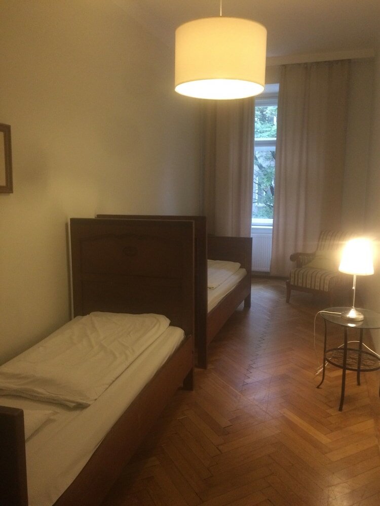 Фото Kunsthaus Apartments