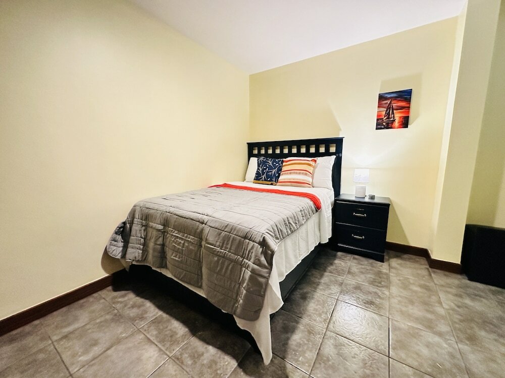 Фото The Rainier Bed & breakfast