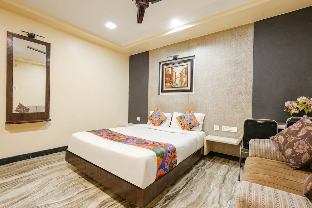 Фото Fabexpress Raj Supreme Residency