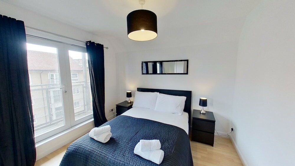 Фото Orange Apartments Bothwell Road