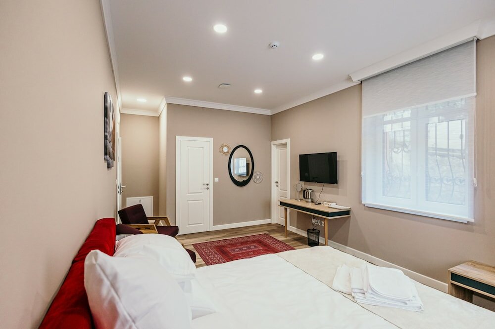 Фото Pansion Fawlty Towers