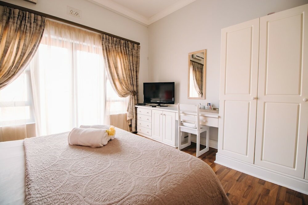 Фото Albatross Guest House