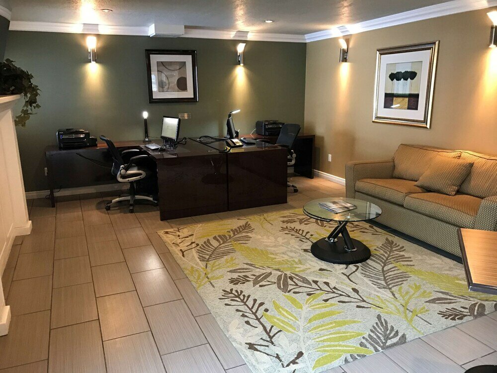 Фото Best Western Plus Mirage Hotel & Resort