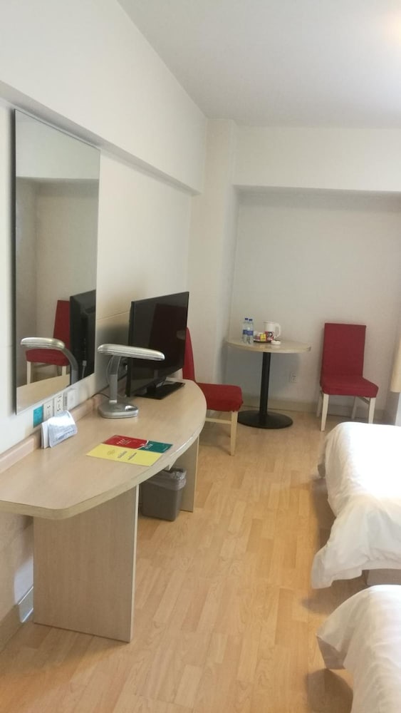 Фото Jinjiang Inn Tianjin Hongqiao Guangrongdao