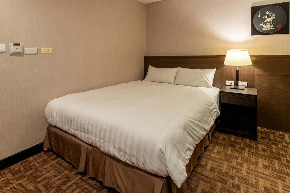 Фото Guide Hotel Taipei Chongqing