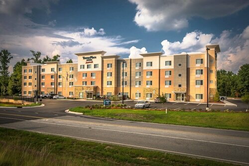 Гостиница TownePlace Suites by Marriott Goldsboro