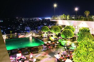 Гостиница Le Meridien Dhaka