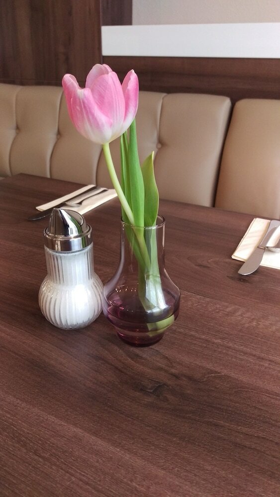 Фото Empress Hotel