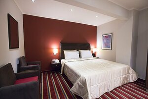 Гостиница The J Hotel & SPA