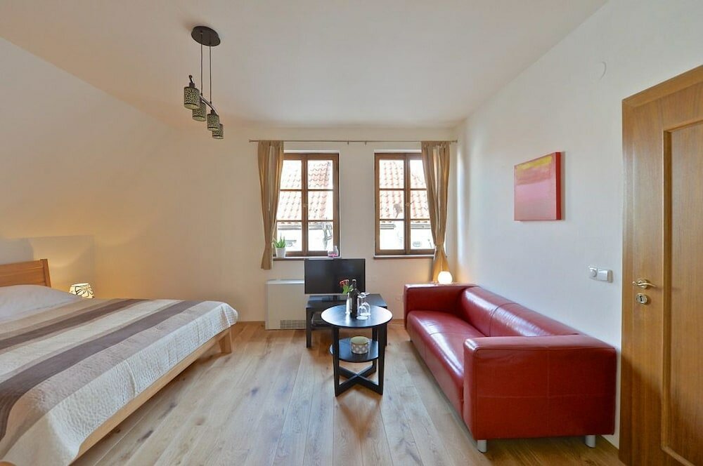 Фото Old Town Boutique Apartments