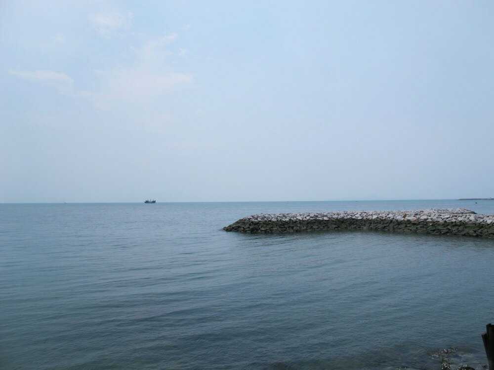 Фото Nantra Pattaya Baan Ampoe Beach