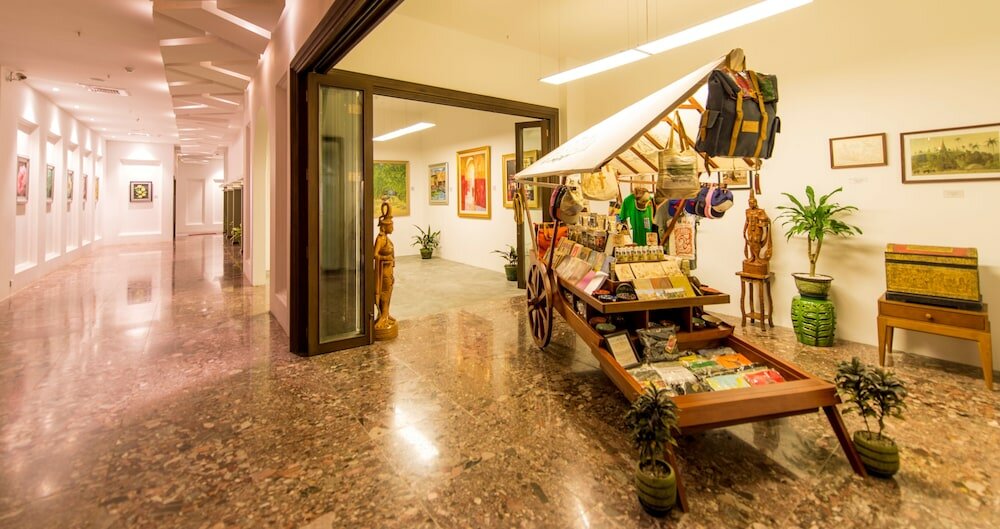 Фото Rose Garden Hotel