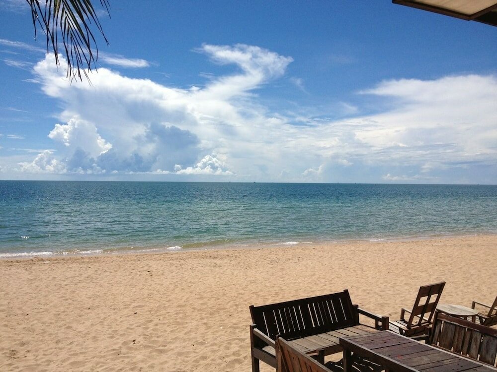 Фото Maldives Beach Resort