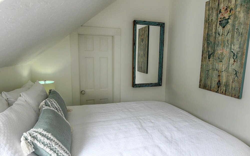 Фото Narragansett House