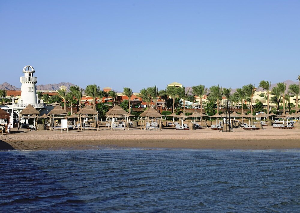 Фото Coral sea Holiday Resort & Aqua park