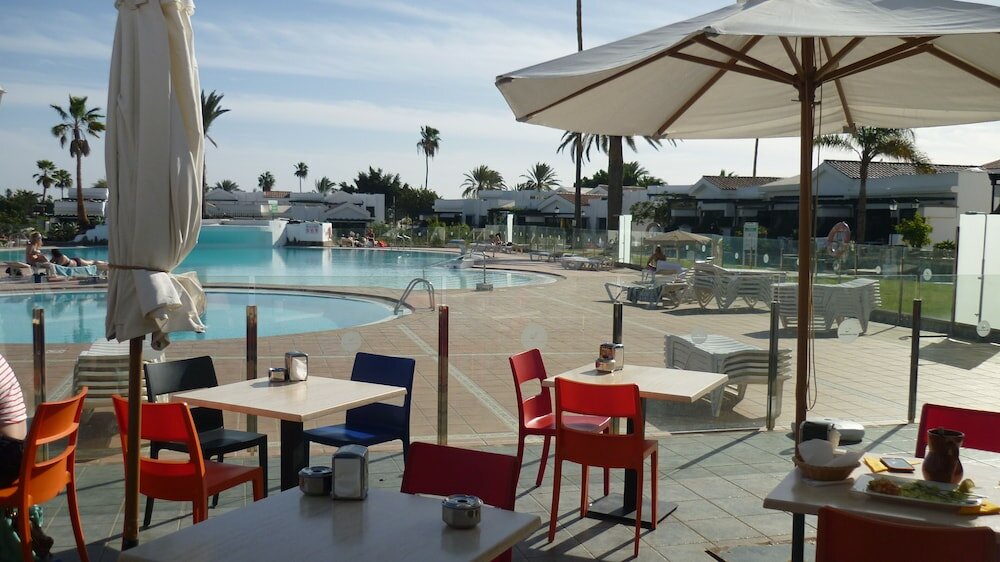 Фото Lovely Bungalows