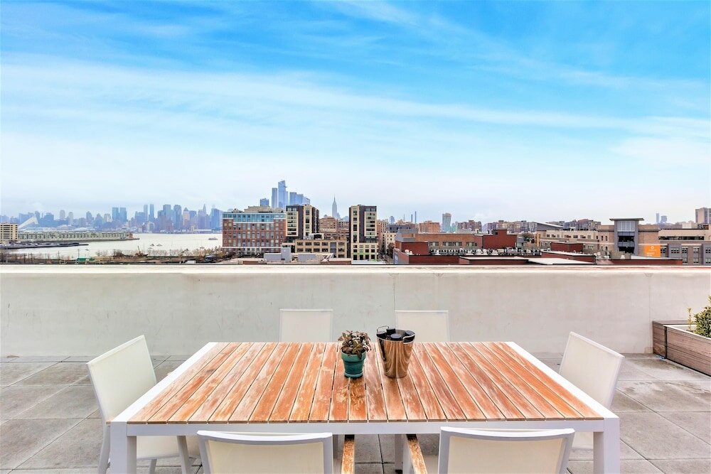 Фото Dharma Home Suites Hoboken at Novia