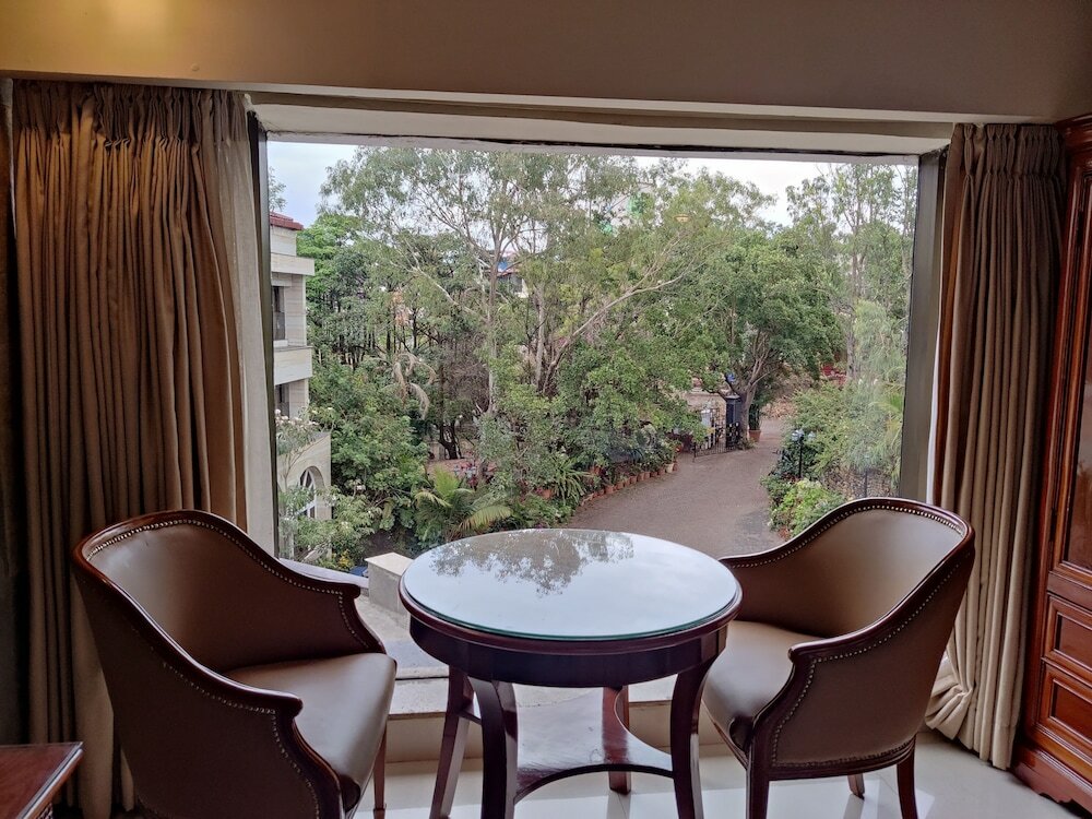 Фото Ravine Hotel