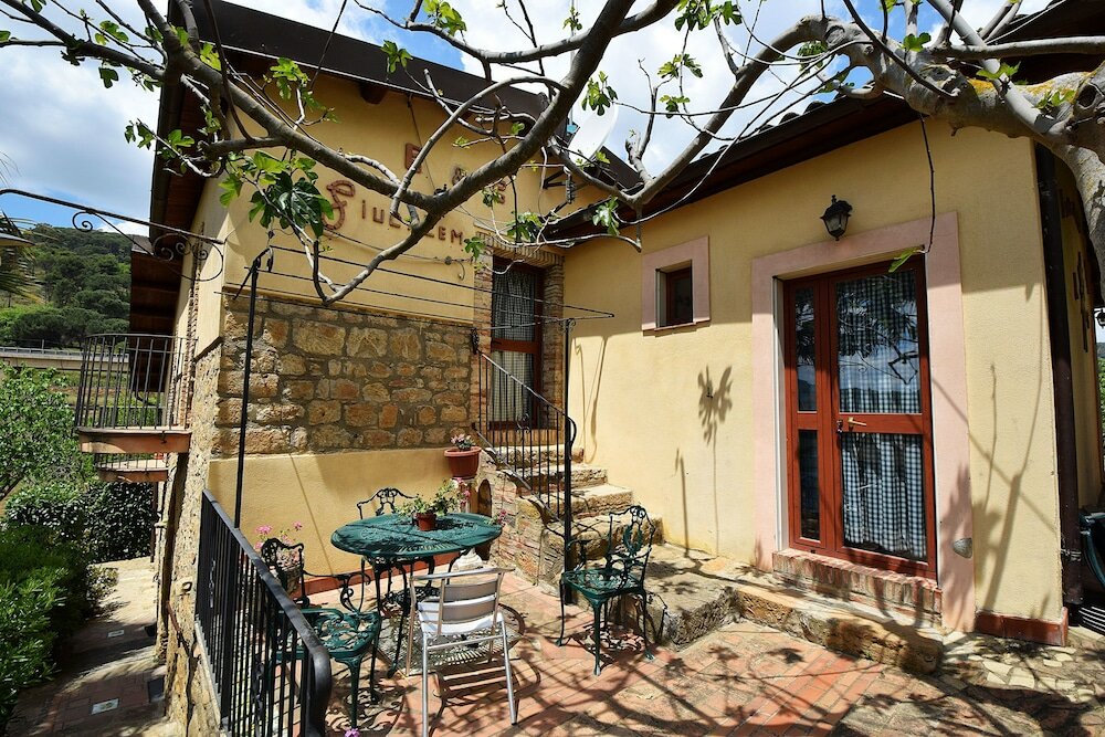 Фото B&b Giucalem - La Casa Negli Orti