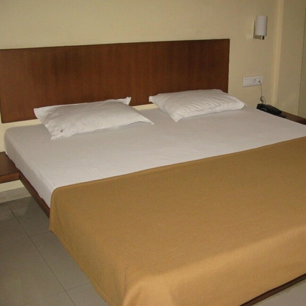 Фото Hotel Gulmohr