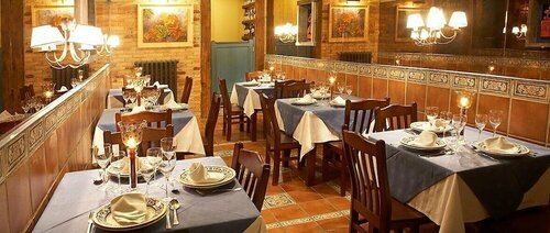 Внешний вид отеля Don Pedro в Авилесе, фото 4