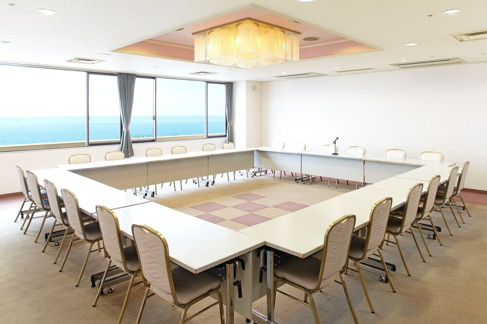 Фото Grand Mercure Lake Biwa Resort & SPA