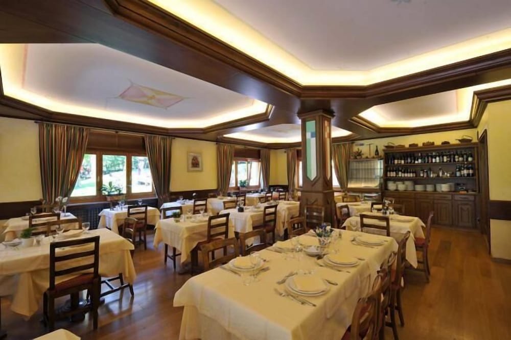 Фото Hotel Beau Sejour