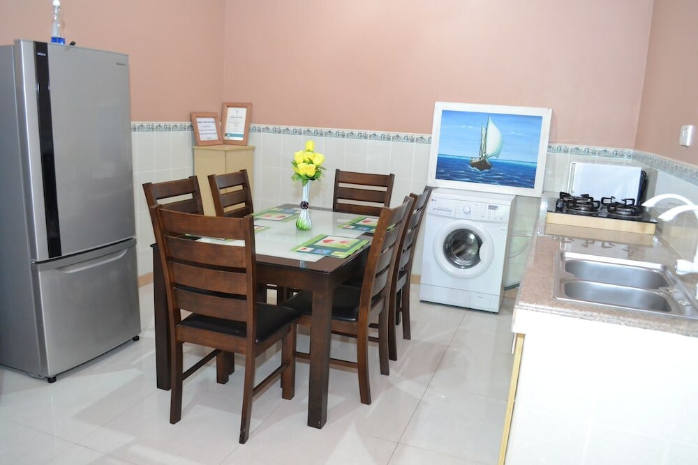 Фото Fulidhoo Laperla Guesthouse