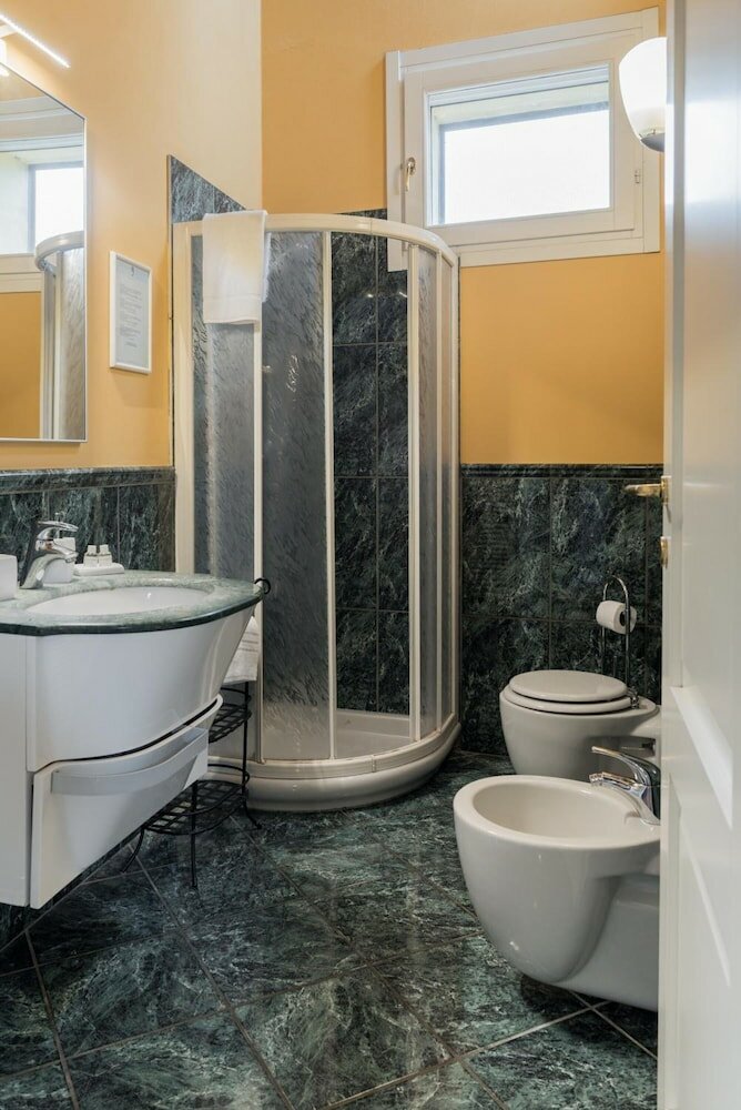 Фото Piazza Nova Guest House