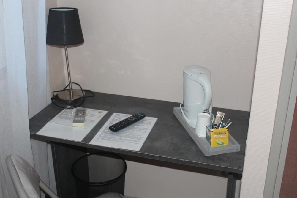 Фото Hôtel Le Rochegude