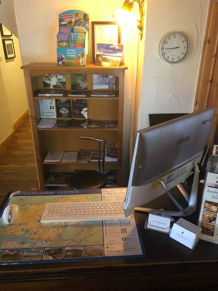 Фото The Baltic Inn