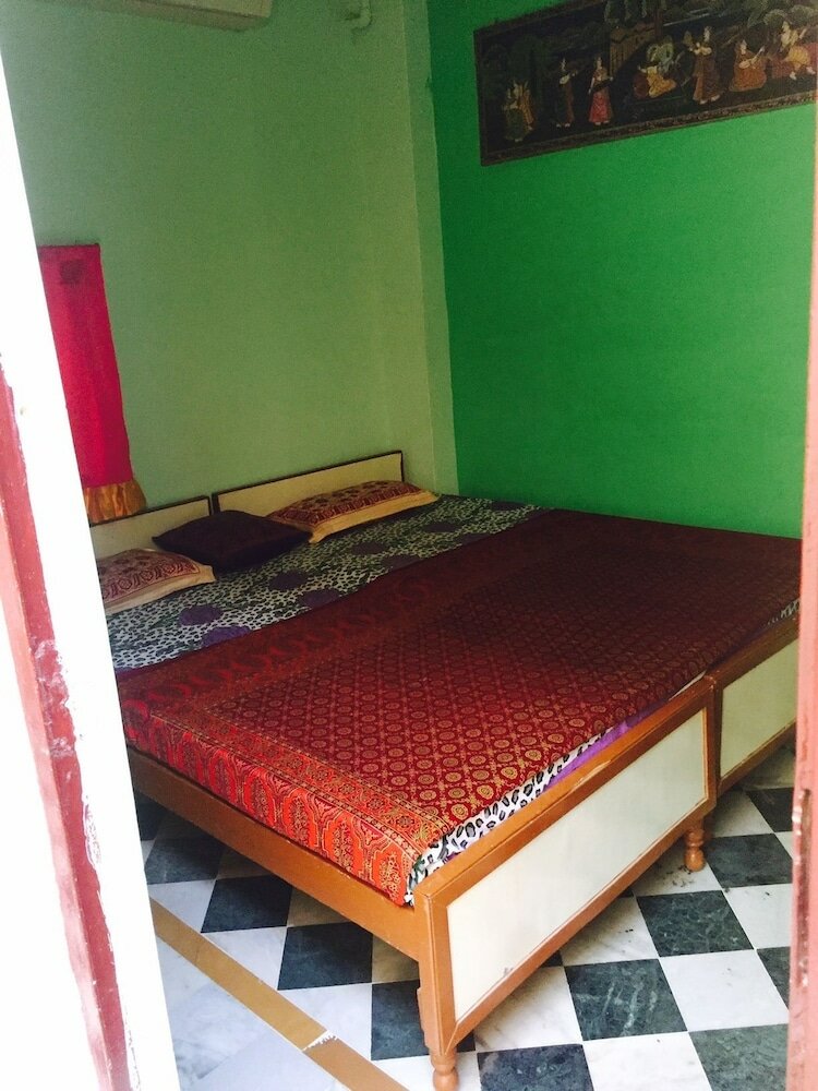 Фото Arya Haveli