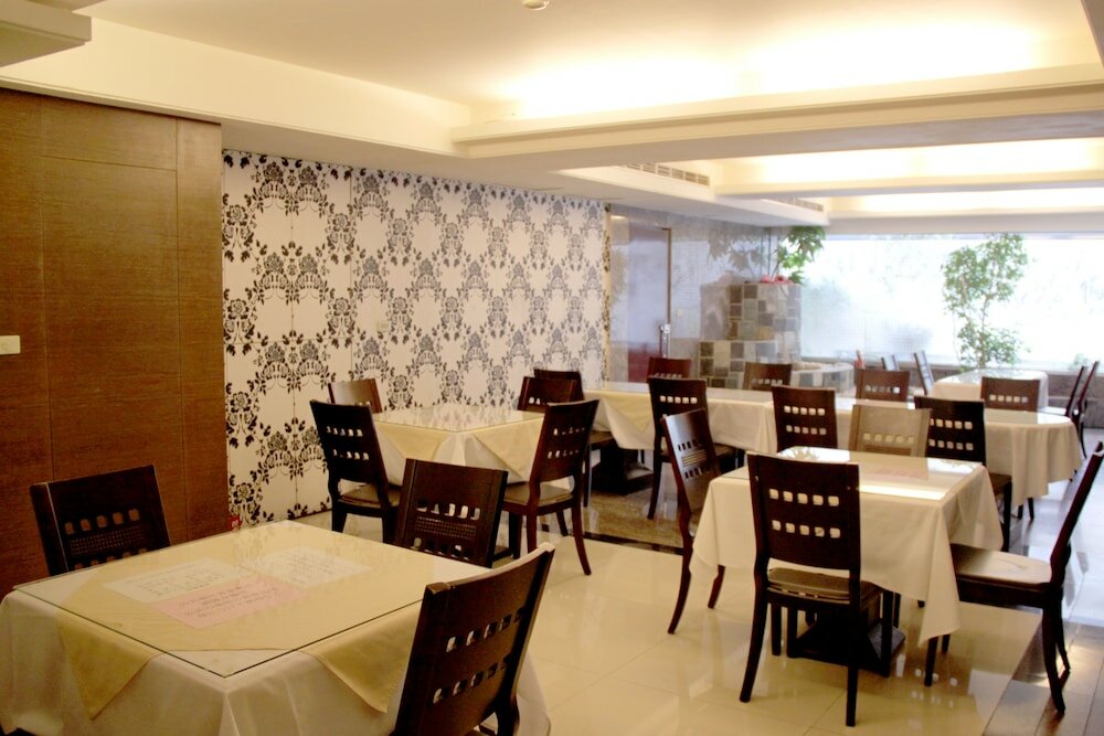 Фото Crystal Hotel