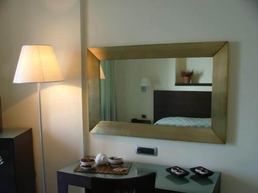 Фото Hotel La Lucertola