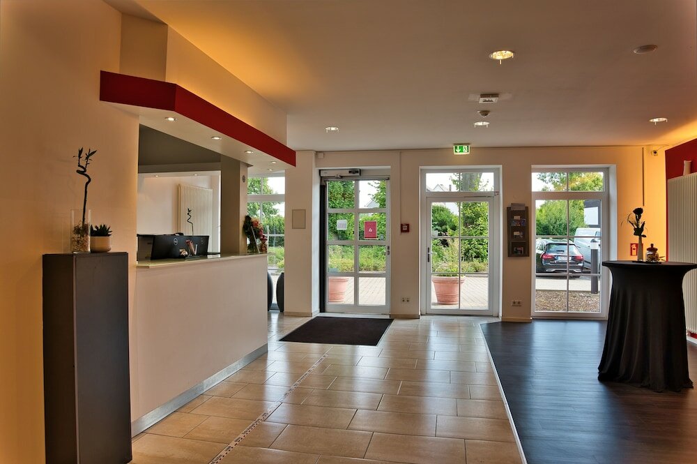 Фото Amedia Express Bielefeld, Trademark Collection by Wyndham